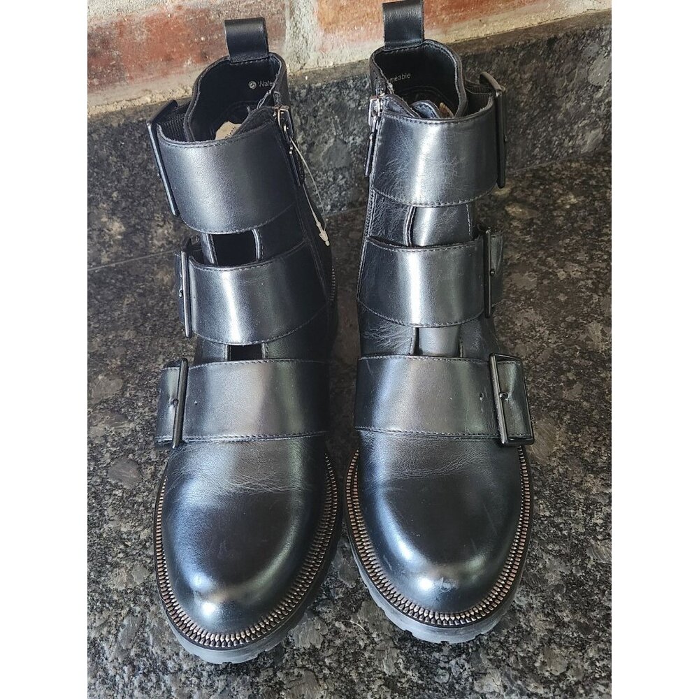 BLONDO Women's Camila Waterproof 3 Buckle Bootie Lug Sole Motocycle Boot Size 6M